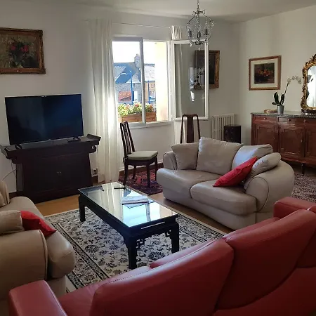 6 Place Du Docteur Auvret דירה ברנוויל-קרטרט